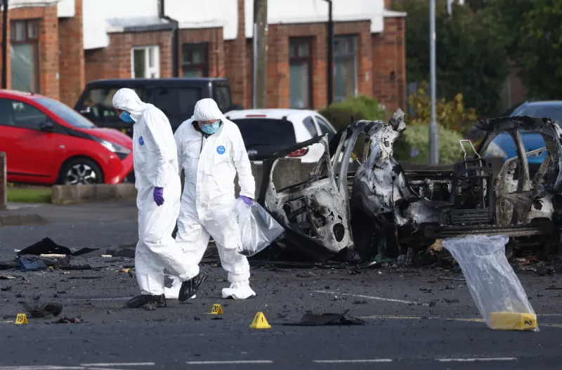Un coche bomba detona frente a una comisaría en Irlanda del Norte sin dejar víctimas