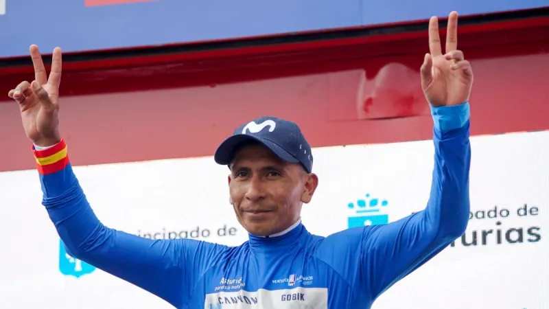 Nairo Quintana se regala Asturias en el año de su despedida del pelotón
