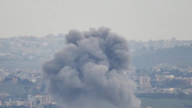 Ataques israelíes tras órdenes de evacuación en Líbano; gestiones diplomáticas de Irán en Omán