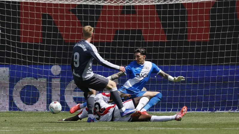 Gol de Oskarsson (1-2) en el Rayo Vallecano 3-3 Real Sociedad