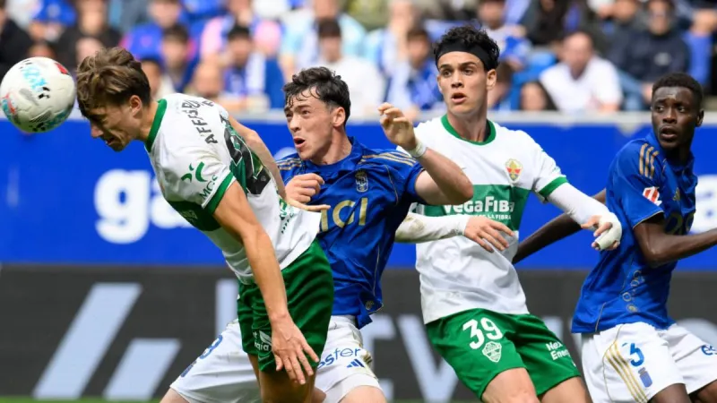 El subidón del Elche condena al Oviedo