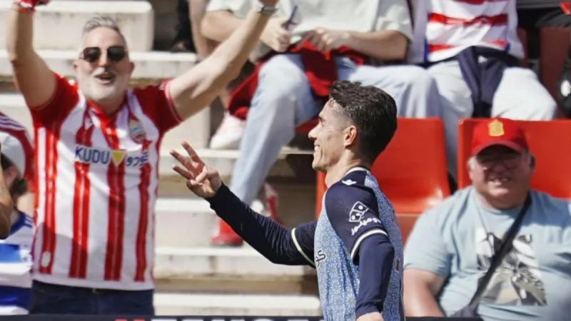 Arribas impulsa al Almería hacia Primera