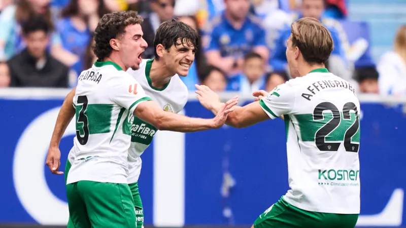 Gol de Gonzalo Villar (0-2) en el Real Oviedo 1-2 Elche