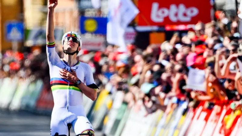 Pogacar impone su ley ante Seixas y gana su cuarta Lieja-Bastoña-Lieja