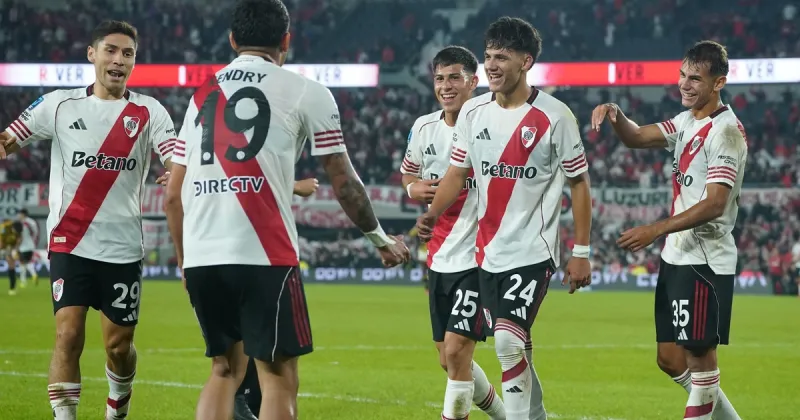 Así están las tablas del Torneo Apertura y los cruces de octavos: Independiente podría chocar con River pero antes se juega la clasificación con San Lorenzo