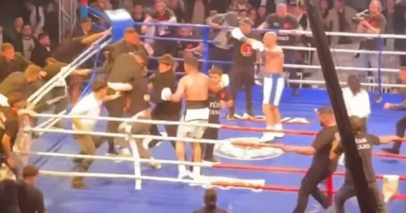 Batalla campal en una velada de  boxeo en Turquía: invasión del público, sillas volando y sangrienta gresca entre turcos y rusos