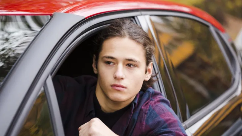 En este país de la UE ya te pagan 5.000 euros al año si renuncias a conducir