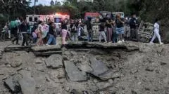 Qué se sabe de las víctimas y otras 3 preguntas sobre los ataques que dejaron al menos 20 muertos y decenas de heridos en el sur de Colombia