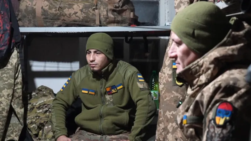 Del conflicto interno al frente europeo: ¿por qué tantos colombianos están combatiendo en Ucrania?