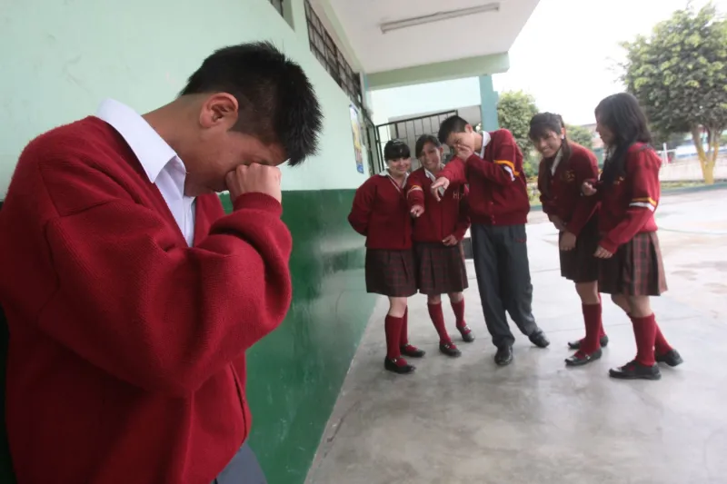 Demandan más psicólogos en colegios por aumento de violencia escolar
