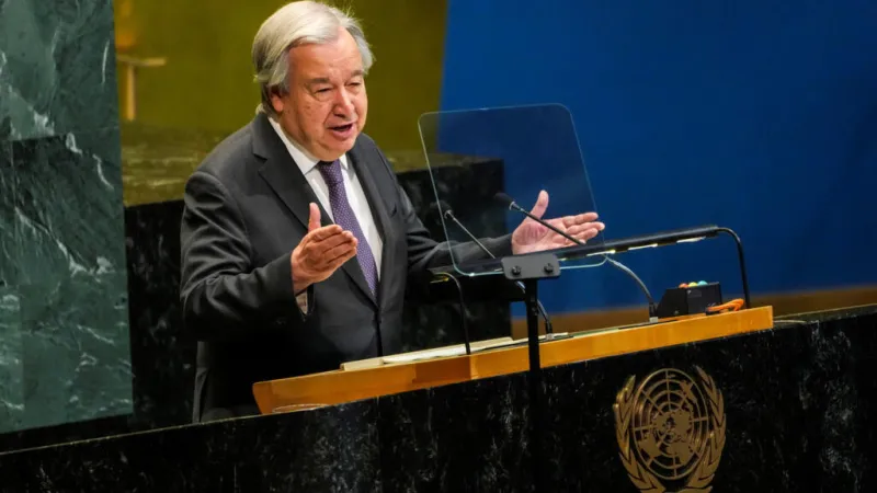 El jefe de la ONU insta a Irán a abrir el estrecho de Ormuz sin peajes