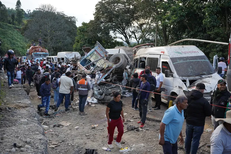 Un brutal atentado terrorista en Colombia expone el pulso entre los grupos armados y el Estado