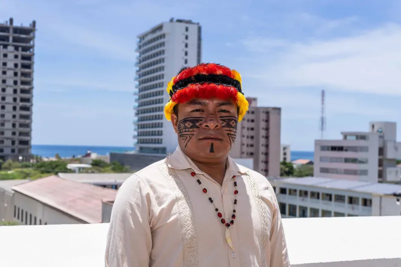 Mientras el mundo habla de transición energética, indígenas denuncian que Ecuador impulsa más petróleo en su Amazonia