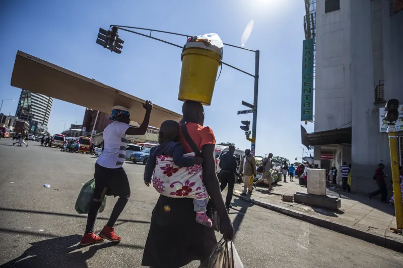 Chiedza fue traficada y esclavizada para perpetrar estafas por internet a Myanmar. Lograr volver a su país fue su segunda pesadilla