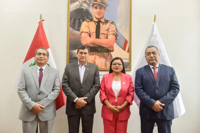 Jefe del Gabinete sostuvo reunión con gobernadora de Moquegua