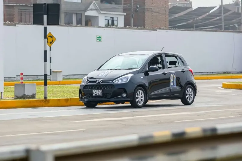 Touring ofrece sus sedes de Lince y Villa El Salvador para tramitar brevetes