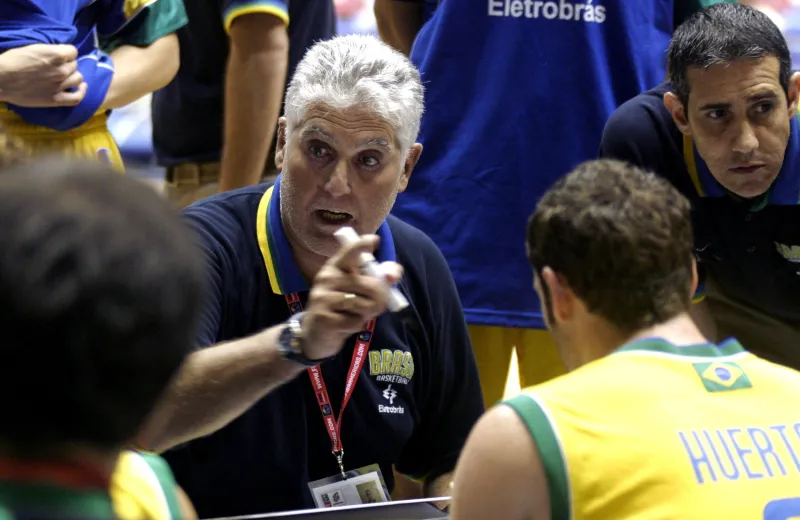 Muere Moncho Monsalve, referente del baloncesto español