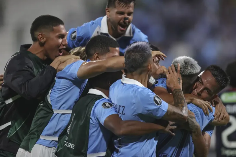 Copa Libertadores: Sporting Cristal derrota 2-0 a Junior y toma la punta del grupo F
