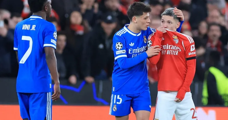 Red card for players covering their mouths in World Cup matches