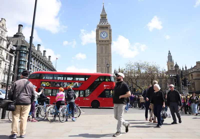 La policía británica detiene a un hombre por apuñalar a dos personas en el norte de Londres, según informa 'The Times'