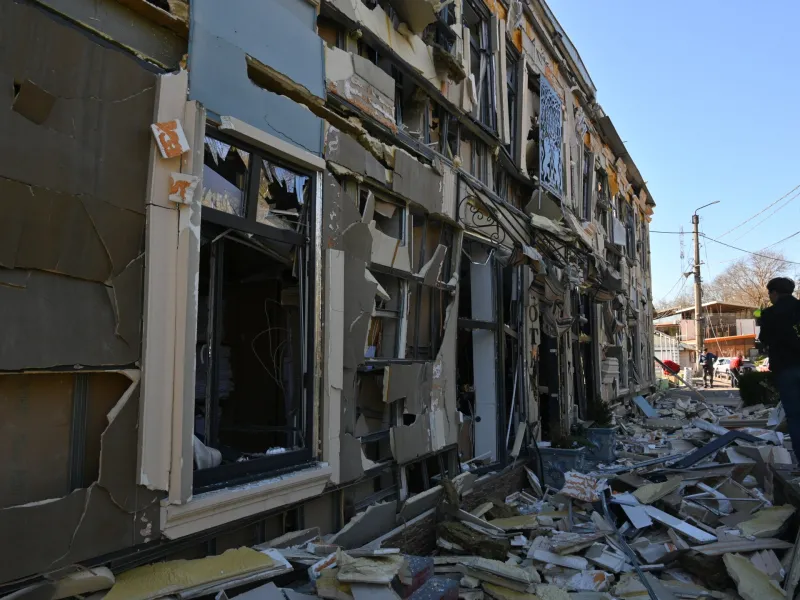 At least three killed, more than 10 injured in Russian attacks on Ukraine