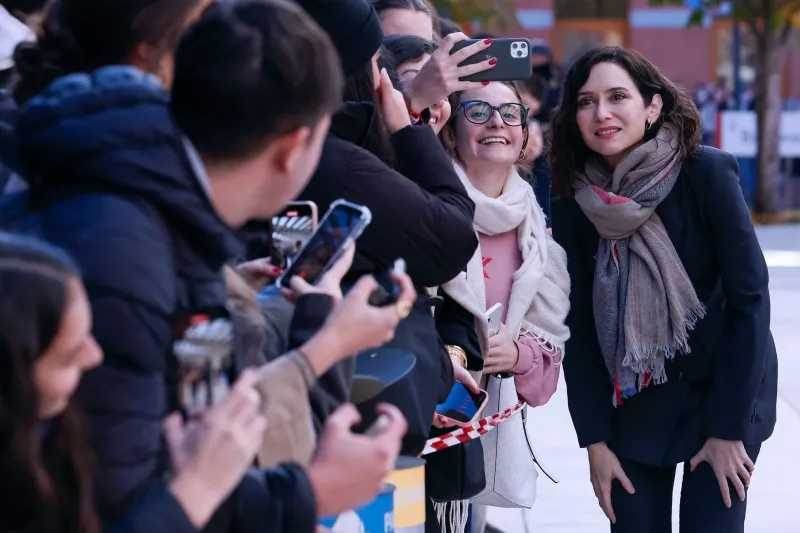 Ayuso viaja a México a un acto en homenaje a Hernán Cortés en medio de su controversia con Claudia Sheinbaum