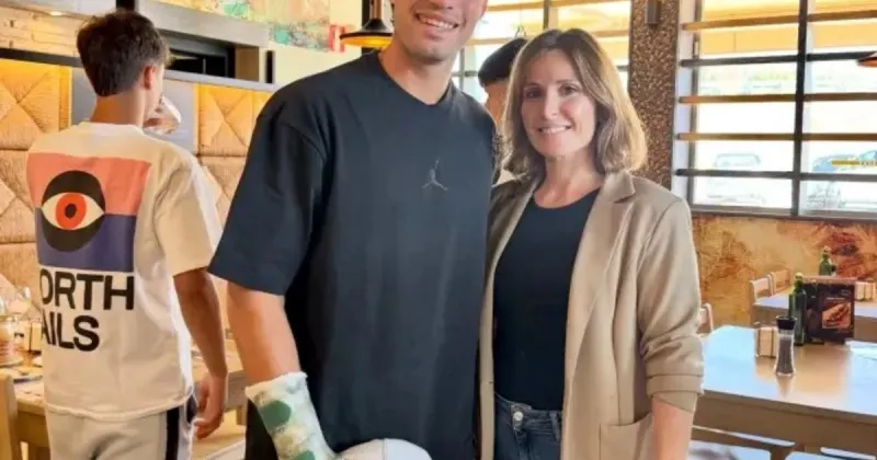 ¿Qué le pasa a Carlos Alcaraz?: hermetismo total de su entorno y en España temen que pueda estar "hasta seis meses parado"