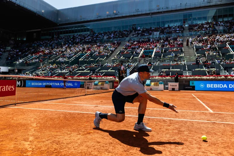 Recogepelotas: los niños detrás de la coreografía invisible del tenis