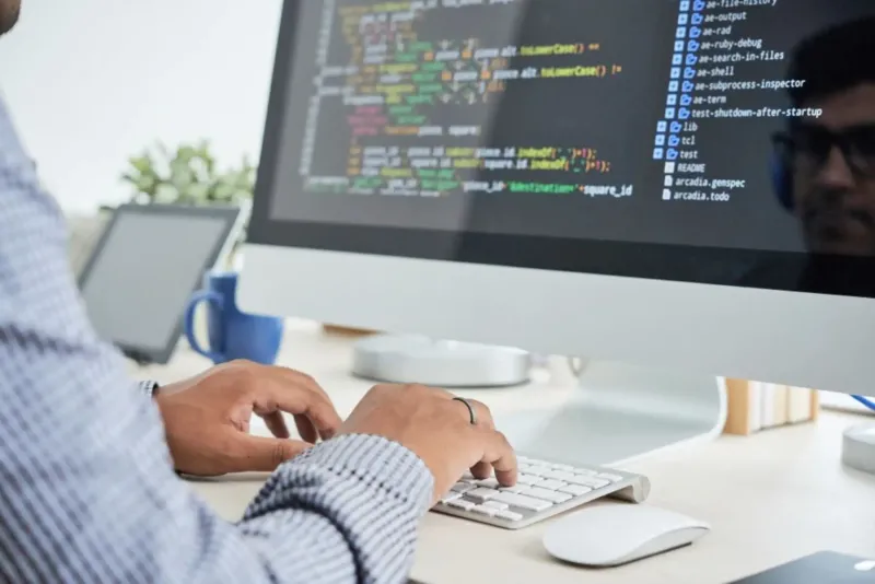 INEI: Perú supera los 17,5 millones de trabajadores en 2025