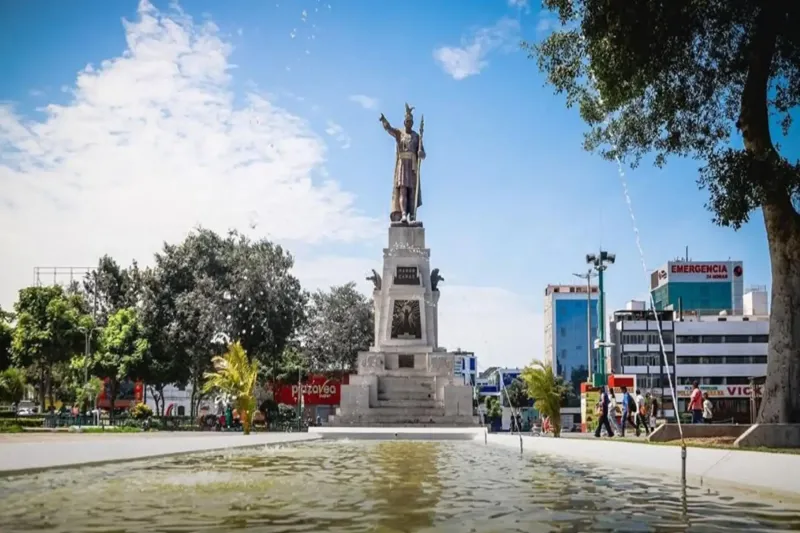 La Victoria reinaugura la Plaza Manco Cápac tras cierre de más de un año