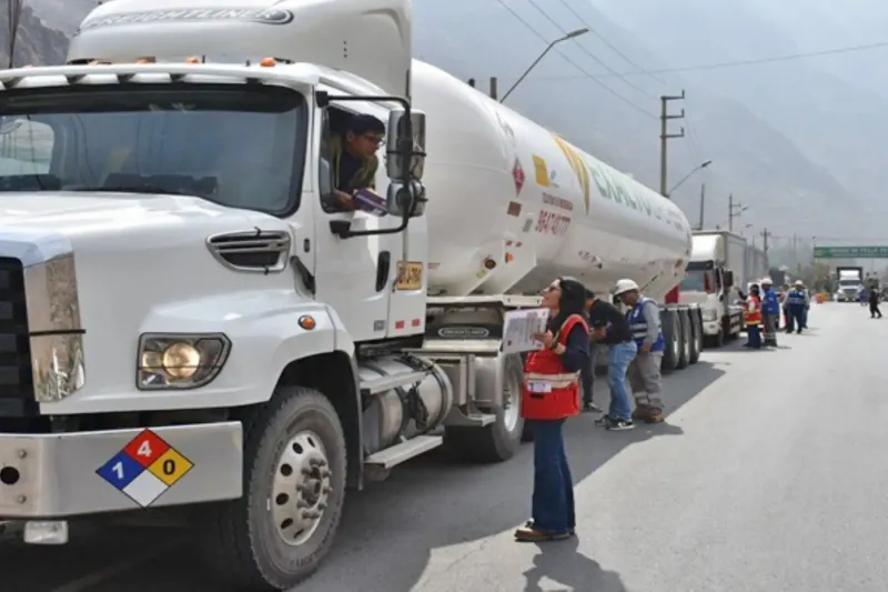 Carretera Central: concientizan sobre importancia de visibilizarse en rutas con poca luz