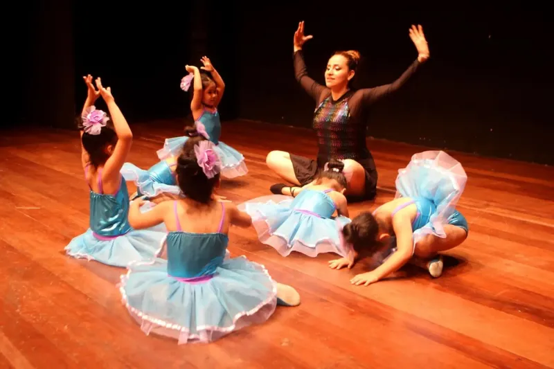 Congreso: pleno aprueba dictamen que crea Colegio Profesional de Artistas del Perú