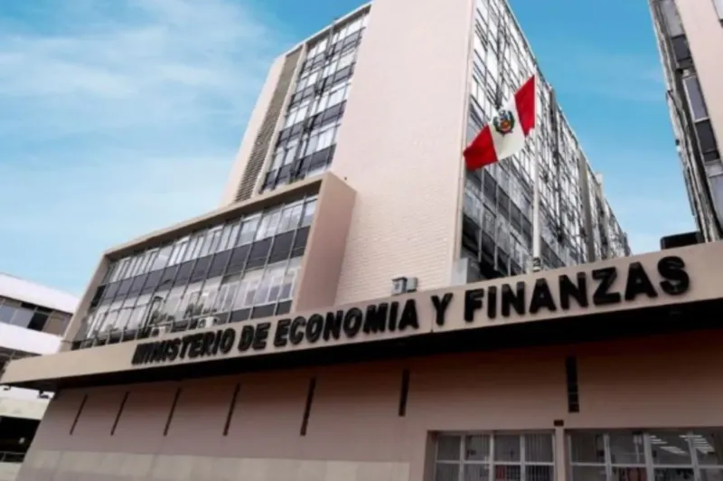 Transfieren S/ 200 millones a regiones y municipios para ejecución de inversiones
