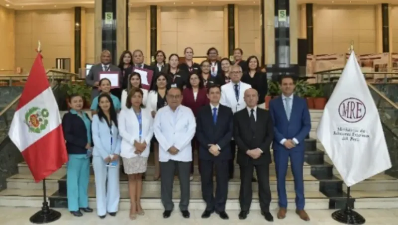 Cancillería y EsSalud renuevan convenio para fortalecer la cultura de la prevención