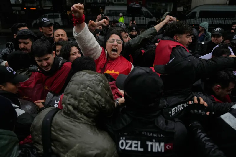 Más de 360 detenidos en manifestaciones del 1 de mayo en Turquía