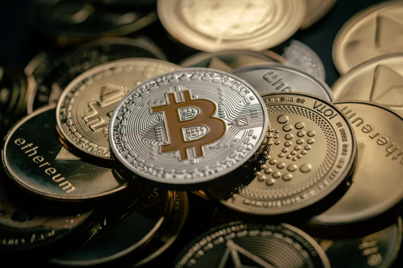 Bitcoin cierra su mejor mes en un año con una subida del 12% en abril