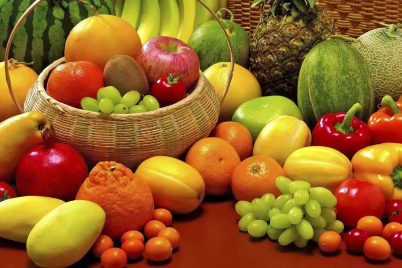 ¿Qué frutas tienen calorías y por qué no deberías comerlas en la noche? [video]