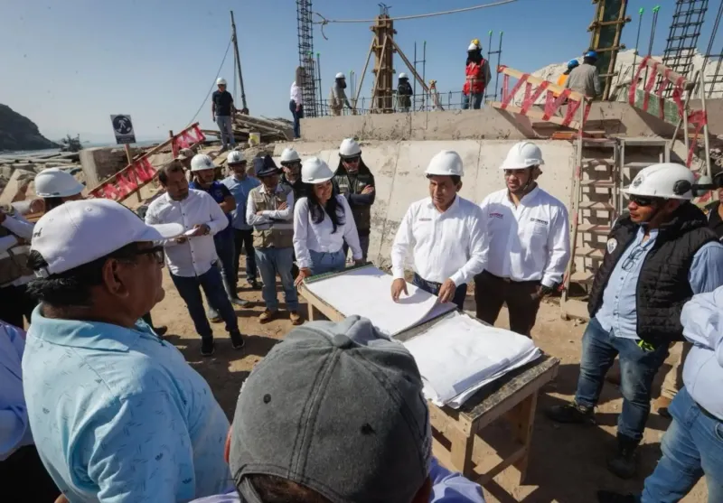 Arequipa: supervisan modernización del desembarcadero pesquero artesanal El Faro Matarani