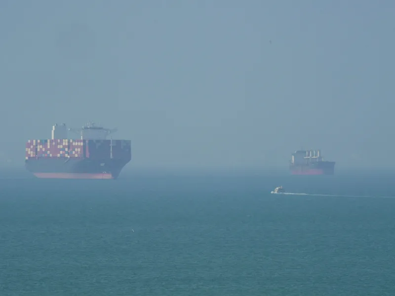 US warns shippers against paying Strait of Hormuz tolls, ‘donations’