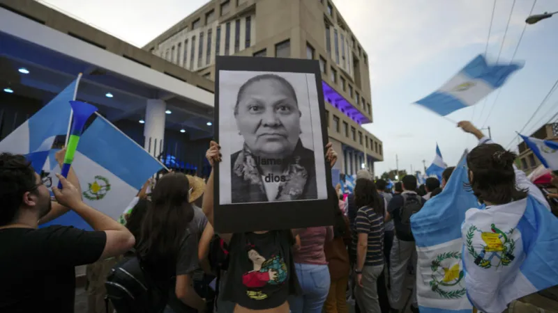 Guatemala: termina la era de la cuestionada fiscal Consuelo Porras, pero su sombra sigue latente