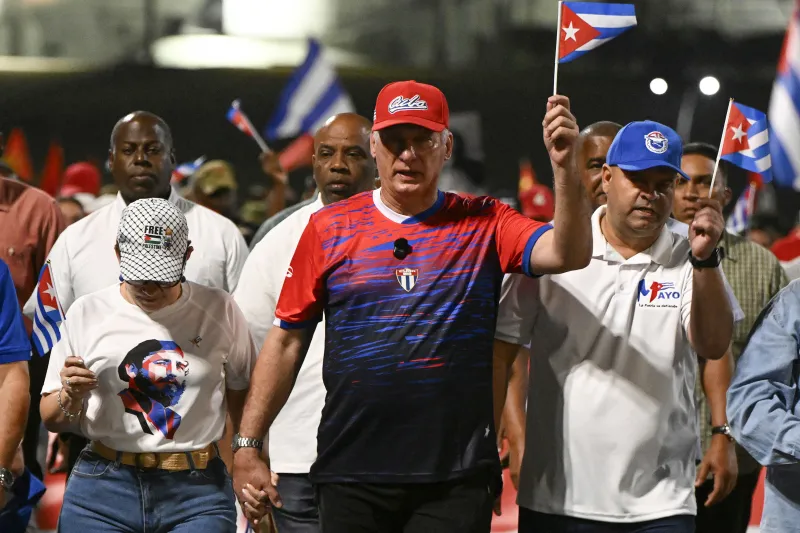 Díaz-Canel, tras el acorralamiento de Trump: "Parece que les picó la enorme demostración del pueblo cubano"