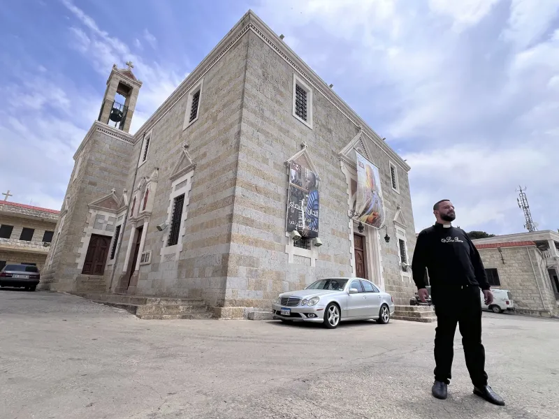 La minoría cristiana en Líbano, bajo el acoso del ejército israelí: "La presencia cristiana está en peligro. Estamos abandonados y atrapados"