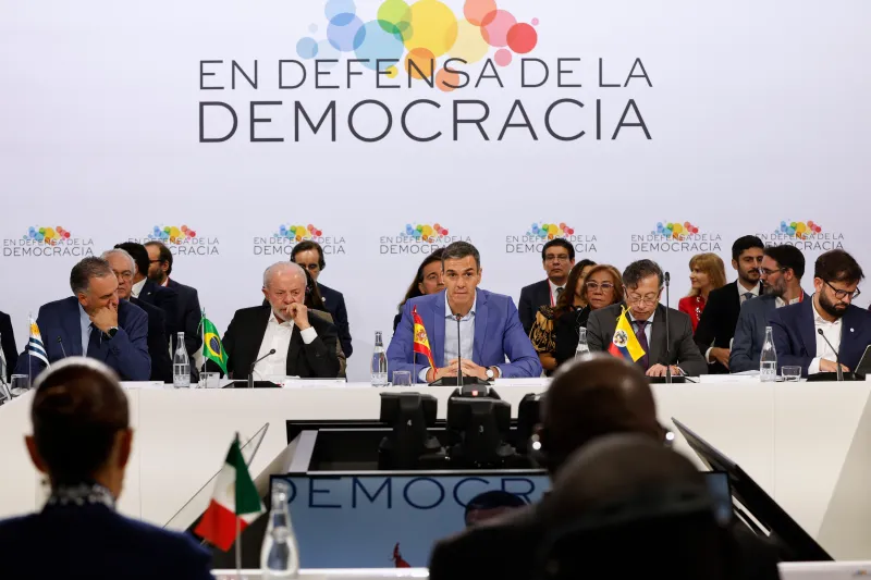 La red internacional que respalda a la dictadura cubana se reforzó tras la cumbre de Sánchez