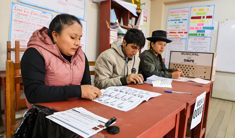Conoce cómo cobrar los 165 soles si fuiste miembro de mesa en las elecciones 2026