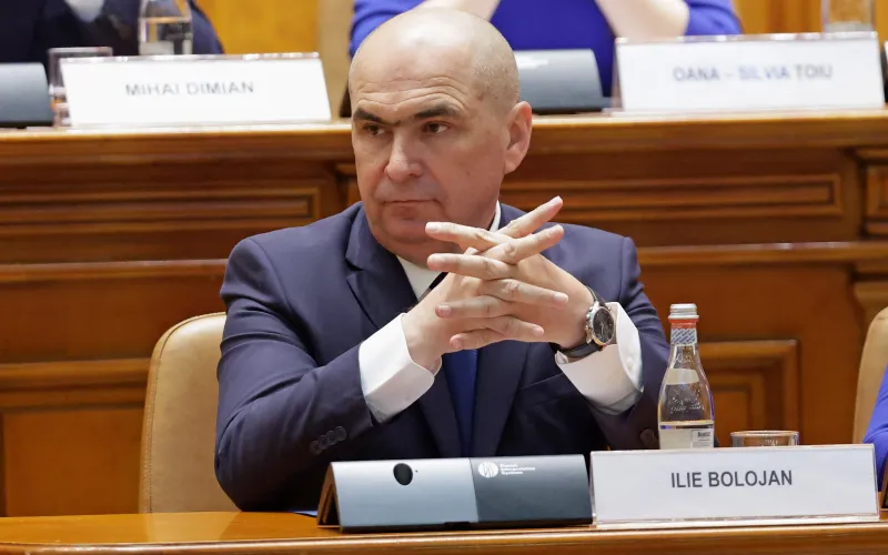 Colapsa el Gobierno de Rumanía tras someterse el primer ministro a una moción de confianza