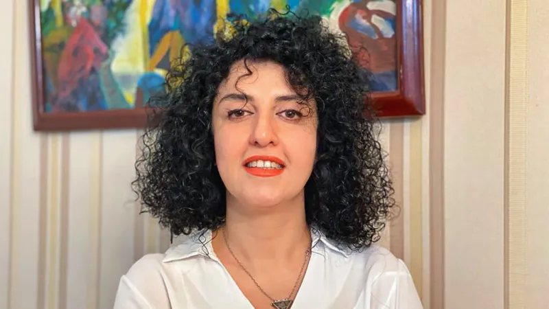 Denuncian que Narges Mohammadi, ganadora iraní del Nobel de Paz, está "entre la vida y la muerte"