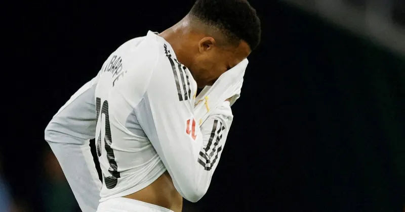 Mbappé, en el ojo de la tormenta: viaje polémico a Italia con Ester Expósito, cruce interno y bronca de los hinchas del Real Madrid