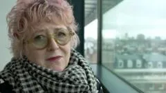 "Mi adicción a las compras se apoderó de mi vida y ahora me doy cuenta de qué la causó"