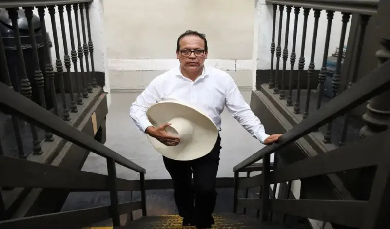 Roberto Sánchez prioriza reuniones antes que actos de campaña en estos últimos días