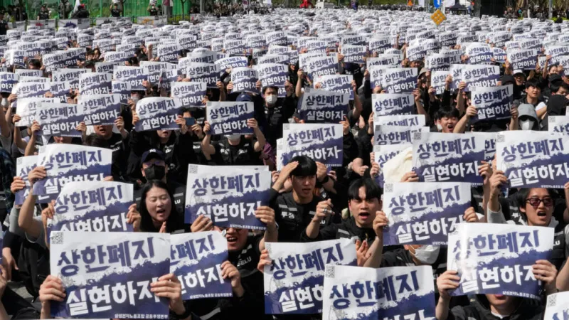 Samsung supera el billón de dólares mientras enfrenta protestas laborales en Corea del Sur